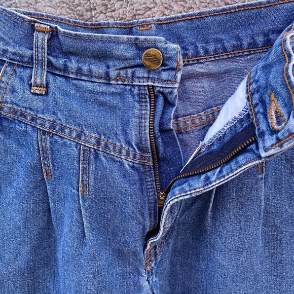 Vintage chic Denim Pleated Jean Skirt Sz 10 Small - Picture 3 of 12